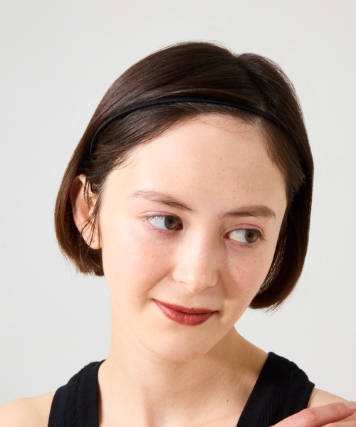 IRIS47（イリスフォーセブン）の「【IRIS 47】spagetti head band HB27（カチューシャ・レディース・ブラック/レッド/グレー/ベージュ・FREE）」の2枚目の写真