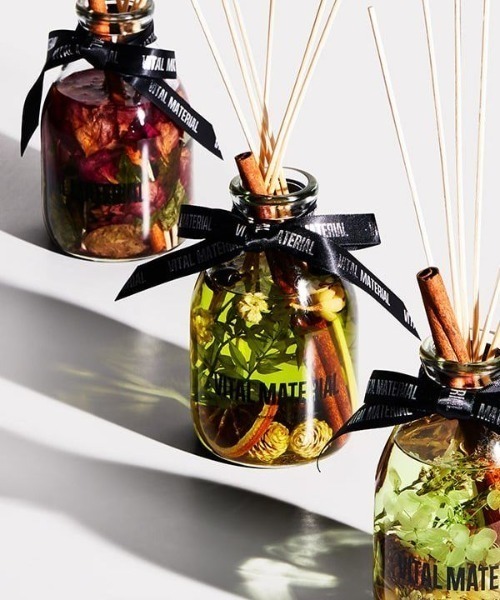 VITAL MATERIAL（ヴァイタルマテリアル）の「VITAL MATERIAL/ヴァイタルマテリアル/リードディフューザー 400ml（フレグランスミスト・レディース・その他6/その他/その他7・F）」の6枚目の写真