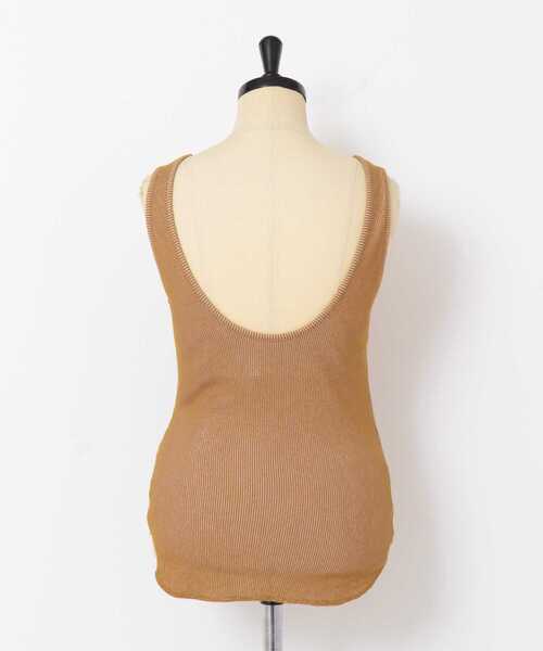 KBF（ケイビーエフ）の「BACKオープンタンクトップ（タンクトップ・レディース・チャコールグレー/アイボリー/キャメル・ONE）」の8枚目の写真