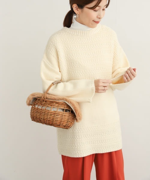 URBAN RESEARCH DOORS(アーバンリサーチドアーズ)の「柄編みヨークニット(ニット/セーター・レディース・オレンジ/オフホワイト/ブルー・MEDIUM)」の6枚目の写真