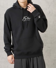 FILA（フィラ）の「FILA フィラ ポケット付き筆記体ロゴプルオーバーパーカー（パーカー・メンズ）」