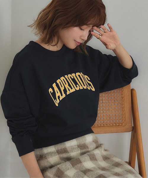 titivate（ティティベイト）の「ｶﾚｯｼﾞﾛｺﾞﾌﾟﾘﾝﾄｽｳｪｯﾄ（スウェット・レディース・ネイビー系/ホワイト系その他/グレー系その他・S/M）」の3枚目の写真