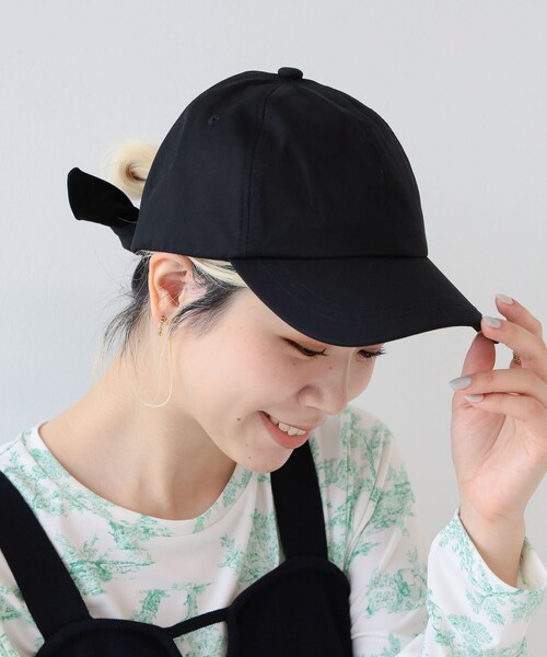 Ray BEAMS（レイビームス）の「Casselini × Ray BEAMS / 別注 リボン キャップ（ハット・レディース・ブラック/ベージュ・ONE SIZE）」の2枚目の写真