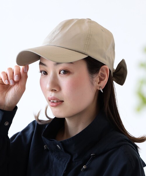 Ray BEAMS（レイビームス）の「Casselini × Ray BEAMS / 別注 リボン キャップ（ハット・レディース・ブラック/ベージュ・ONE SIZE）」の4枚目の写真