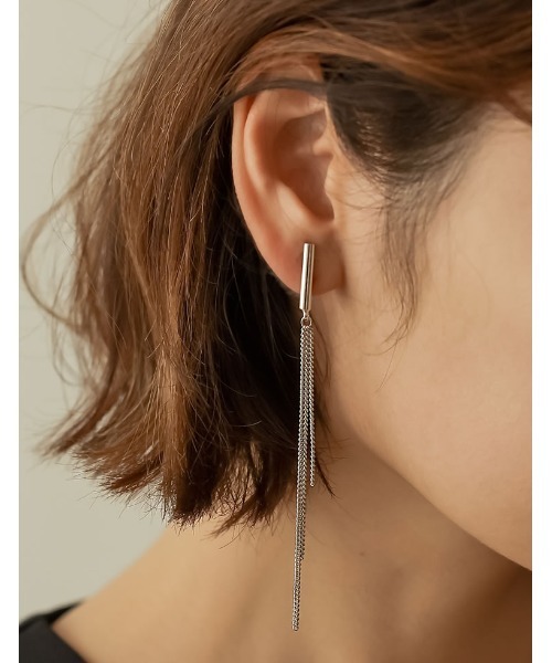 Re:EDIT（リエディ）の「[神山まりあさん着用]シンプルロングチェーンイヤリング（イヤリング・レディース・シルバー/ゴールド・FREE）」の2枚目の写真