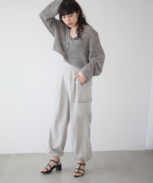 RAY CASSIN（レイカズン）の「メランジメッシュカーデ＋リブニットキャミset（カーディガン/ボレロ・レディース・チャコールグレー/グリーン/ベージュ・FREE）」の21枚目の写真