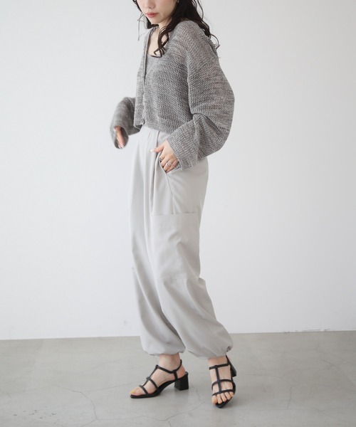 RAY CASSIN（レイカズン）の「メランジメッシュカーデ＋リブニットキャミset（カーディガン/ボレロ・レディース・チャコールグレー/グリーン/ベージュ・FREE）」の20枚目の写真