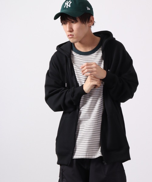 Red Cap Girl(レッドキャプガール)の「Red Cap Girl TC裏毛 RCGフロッキープリント フルジップ ルーズパーカー(パーカー・メンズ・ブルー/アッシュグレー/ホワイト/ブラック・L/M)」の13枚目の写真