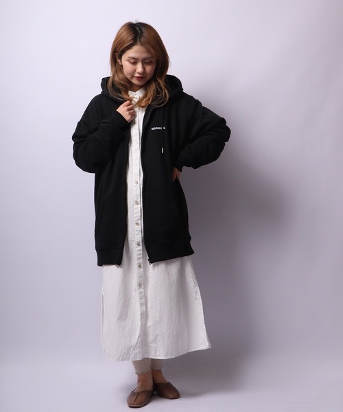 Red Cap Girl(レッドキャプガール)の「Red Cap Girl TC裏毛 RCGフロッキープリント フルジップ ルーズパーカー(パーカー・メンズ・ブルー/アッシュグレー/ホワイト/ブラック・L/M)」の21枚目の写真