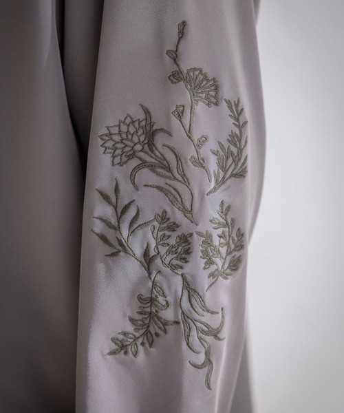 RAGEBLUE（レイジブルー）の「フラワー刺繍/ラグイージーシャツ（シャツ/ブラウス・メンズ・ダークグレー/ホワイト/ブラック・MEDIUM/LARGE）」の18枚目の写真