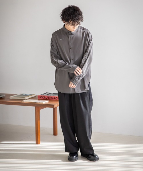 RAGEBLUE（レイジブルー）の「フラワー刺繍/ラグイージーシャツ（シャツ/ブラウス・メンズ・ダークグレー/ホワイト/ブラック・MEDIUM/LARGE）」の17枚目の写真