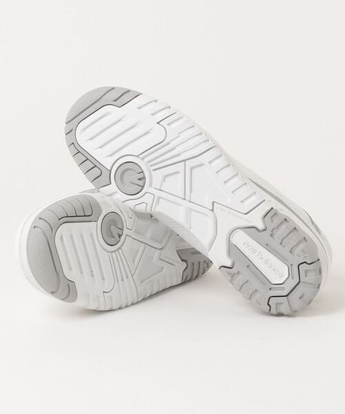 NEW BALANCE（ニューバランス）の「550（スニーカー・レディース・ホワイト×グレー・23.5cm/24.5cm/25.0cm/22.5cm/23.0cm/25.5cm/22.0cm/24.0cm）」の5枚目の写真