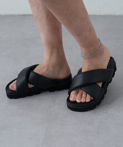 COLONY 2139（コロニートゥーワンスリーナイン）の「パテッドクロスベルトサンダル（サンダル・メンズ・アイボリー/ブラック・MEDIUM/LARGE）」の11枚目の写真