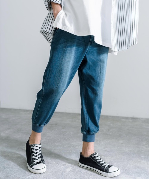 Rocky Monroe(ロッキーモンロー)の「ストレッチデニムクロップドジョガーパンツ(デニムパンツ・メンズ・サックスブルー/ワンウォッシュ/ブルー・S/M/L/XL/XXL)」の1枚目の写真