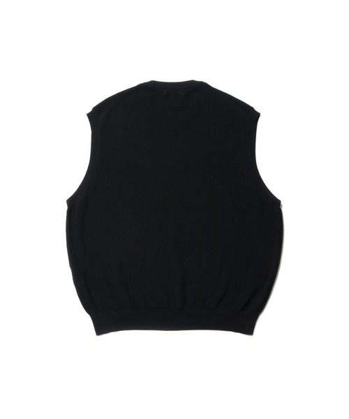 COOTIE PRODUCTIONS（クーティープロダクションズ）の「Hard Twisted Yarn Rib Stitch V Neck Vest（ベスト・メンズ・ブラック・MEDIUM/LARGE/SMALL/X-LARGE）」の2枚目の写真
