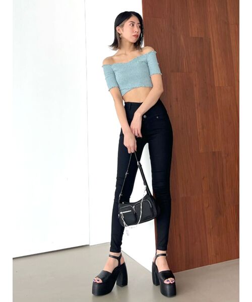 EMODA（エモダ）の「フィットクロスバンドトップ（Tシャツ/カットソー・レディース・その他/ブルー/ブラック/ベージュ・FREE）」の6枚目の写真