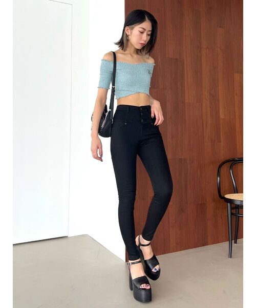 EMODA（エモダ）の「フィットクロスバンドトップ（Tシャツ/カットソー・レディース・その他/ブルー/ブラック/ベージュ・FREE）」の7枚目の写真