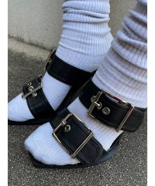 ENVYM（アンビー）の「バックルベルトミュール（サンダル・レディース・ブラック/シルバー/ホワイト・22.5cm/23.5cm/24.5cm）」の12枚目の写真