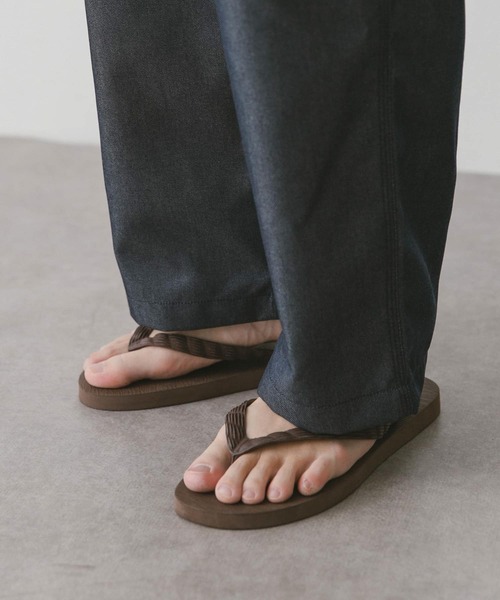 URBAN RESEARCH DOORS（アーバンリサーチドアーズ）の「『別注』BEACH WALK×DOORS　20th ビーチサンダル（サンダル・メンズ・ミント/ネイビー/ブラウン/ホワイト/ブラック/グレー・25/26/28/27）」の12枚目の写真