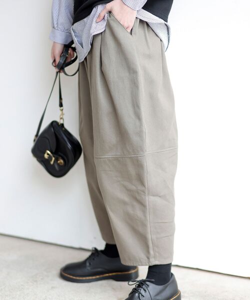 rps（アールピーエス）の「エッグパンツ（その他パンツ・レディース・ブルー/ブラック/カーキ/サックスブルー/アイボリー/ストライプ/ライトカーキ・フリー）」の5枚目の写真