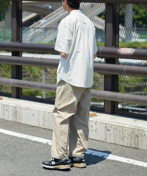 CIAOPANIC TYPY（チャオパニックティピー）の「ウォッシャブルリネンバンドカラー半袖シャツ（シャツ/ブラウス・メンズ・チャコールグレー/グリーン/ベージュ系その他/サーモンピンク/ネイビー/サックスブルー/オレンジ/ブルー・MEDIUM/LARGE）」の18枚目の写真