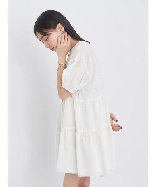 earth music&ecology(アースミュージックアンドエコロジー)の「綿ローンティアードチュニック(チュニック・レディース・ベージュ/ブラック/オフホワイト/ブルー・FREE)」の10枚目の写真