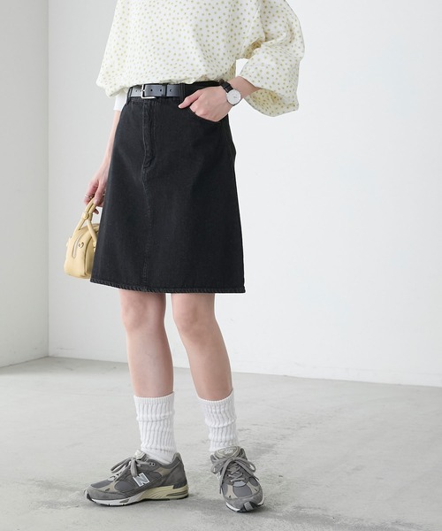 BONLECILL（ボンルシール）の「ハイウエストデニムミニスカート（デニムスカート・レディース・ネイビー/ブラック/ブルー/アイボリー/ブルー系1・FREE）」の21枚目の写真