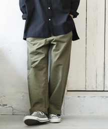 ちょっぴりワイドな、日常パンツ。