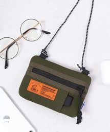KAKSI　ティッシュポケット付きコンパクトサコッシュ