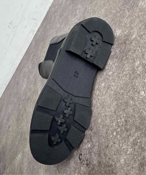 Thevon（ゼボン）の「サイドゴアショートブーツ（ブーツ・レディース・ダークブラウン/ブラック・M/L/S）」の21枚目の写真