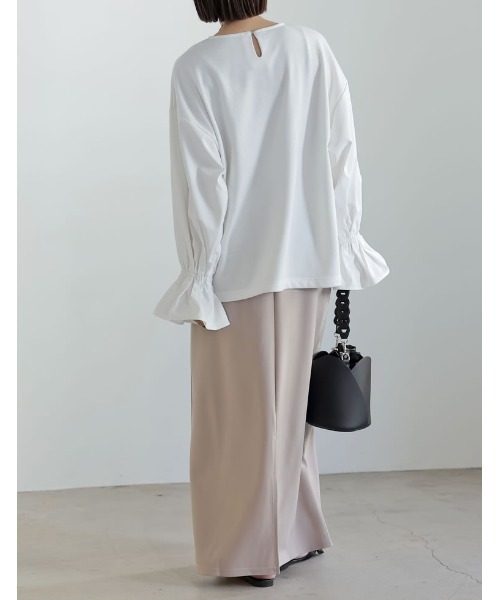 Re:EDIT(リエディ)の「異素材切り替えキャンディースリーブ裏毛トップス(スウェット・レディース・ブラック/ホワイト・MEDIUM/LARGE)」の19枚目の写真