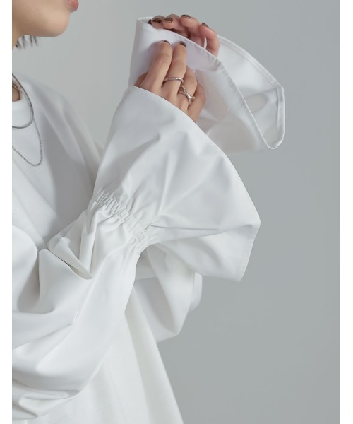 Re:EDIT(リエディ)の「異素材切り替えキャンディースリーブ裏毛トップス(スウェット・レディース・ブラック/ホワイト・MEDIUM/LARGE)」の20枚目の写真