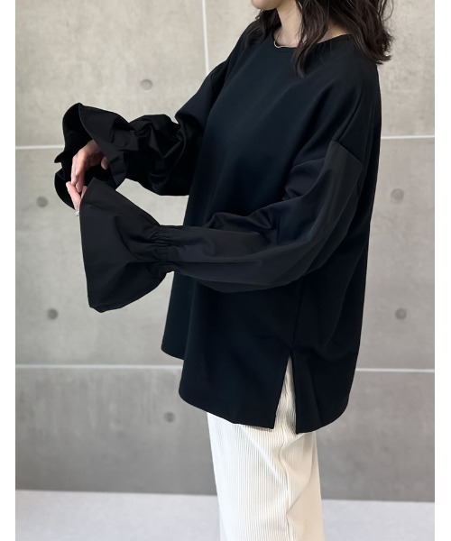 Re:EDIT(リエディ)の「異素材切り替えキャンディースリーブ裏毛トップス(スウェット・レディース・ブラック/ホワイト・MEDIUM/LARGE)」の7枚目の写真