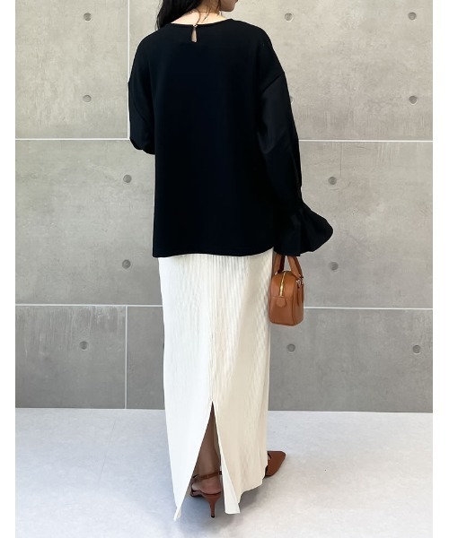 Re:EDIT(リエディ)の「異素材切り替えキャンディースリーブ裏毛トップス(スウェット・レディース・ブラック/ホワイト・MEDIUM/LARGE)」の8枚目の写真