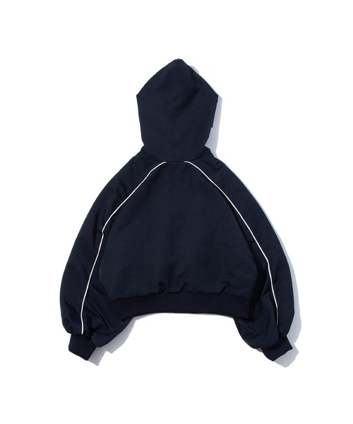 F/CE. （エフシーイー）の「F/CE. RE-NYLON SHORT BOMBER JK / エフシーイー リナイロン ショート ボンバー ジャケット（ブルゾン・レディース・ネイビー/ブルーグレー・SMALL/MEDIUM/LARGE）」の9枚目の写真