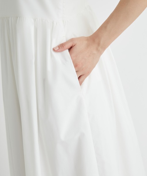 emmi(エミ)の「【emmi atelier】カットセットキャミソールワンピース(ワンピース・レディース・ホワイト/ブラック/ベージュ・0/1)」の18枚目の写真