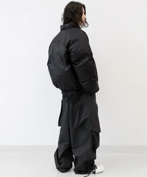 minsobi（ミンソビ）の「クロップド中綿ジャケット スタンドカラーブルゾン（その他アウター・メンズ・クリーム/ブラック・FREE）」の5枚目の写真