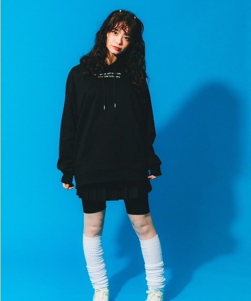 sevens（セブンズ）の「パラッパラッパー　グラフィックプリントフードパーカー(se)（パーカー・メンズ・グレー/ブラック/オレンジ・LARGE）」の9枚目の写真