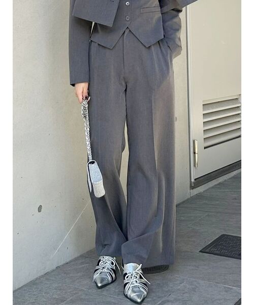 EVRIS（エヴリス）の「ハイウエストタックワイドパンツ【セットアップ着用可能】（その他パンツ・レディース・ブラック/グレー/ピンク・SMALL/MEDIUM）」の3枚目の写真