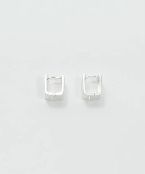 GOLDY（ゴールディ）の「【GOLDY】スクエア メタル ワンタッチ ピアス / 1220311  CS-2311（ピアス（両耳用）・レディース・ゴールド/シルバー系その他/ゴールド系その他2/シルバー・FREE）」の2枚目の写真