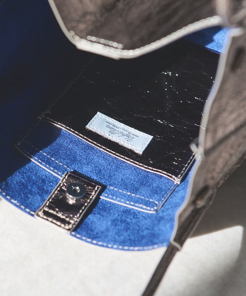 cache cache（カシュ カシュ）の「【cache cache(カシュカシュ)】クラッシュメタリック肩入バケツトート（トートバッグ・レディース・シルバー/ブロンズ・FREE）」の8枚目の写真