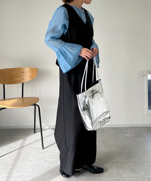 cache cache（カシュ カシュ）の「【cache cache(カシュカシュ)】クラッシュメタリック肩入バケツトート（トートバッグ・レディース・シルバー/ブロンズ・FREE）」の18枚目の写真