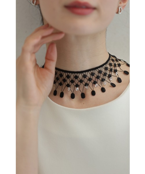 cawaii(カワイイ)の「(黒)ビジューの雫が揺れるレースチョーカー(チョーカー・レディース・ブラック・FREE)」の11枚目の写真
