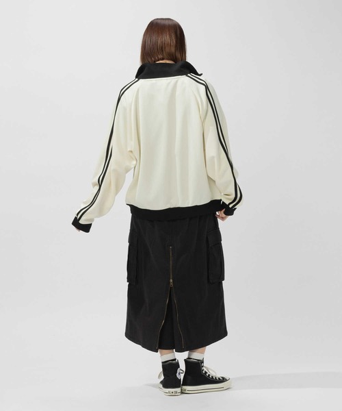 Right-on（ライトオン）の「【Dickies】トラックジャケット ロゴ ジャージ サイドライン（ジャージ・レディース・ホワイト×ネイビー/ブラック×ホワイト・M/L/XL）」の6枚目の写真