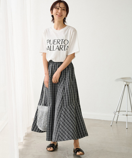 JOURNAL STANDARD relume（ジャーナルスタンダード　レリューム）の「《追加》タフタチェックフレアースカート（スカート・レディース・ブラック/ホワイト・FREE）」の3枚目の写真