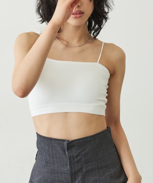 Aunt Marie's（アントマリーズ）の「ナローストラップカップ付きブラ（キャミソール・レディース・ブラック/ホワイト・FREE）」の10枚目の写真