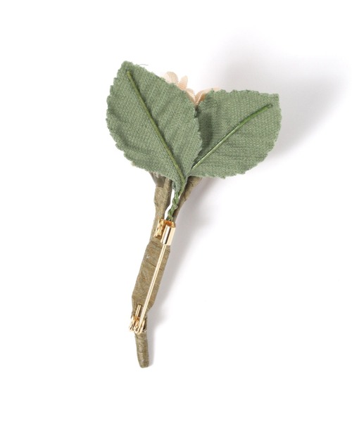 studio CLIP（スタディオクリップ）の「ブーケブローチ（ブローチ/コサージュ・レディース・ベージュ/アイボリー・FREE）」の3枚目の写真