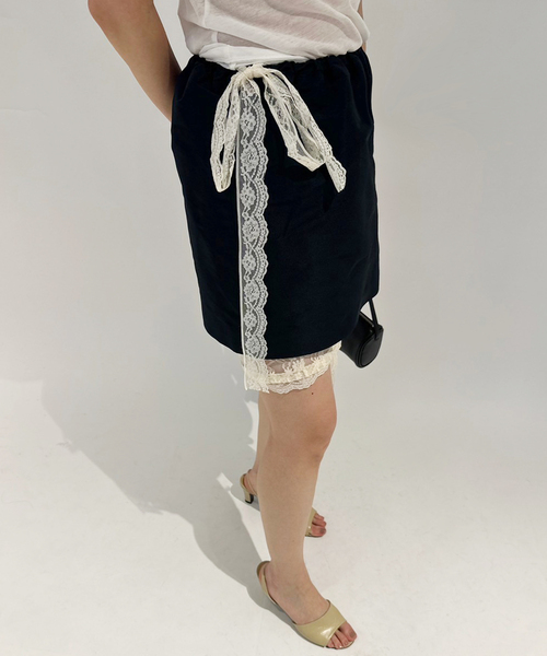 セール】【YUHAN WANG/ユハン ワン】lace trimmed biker shorts