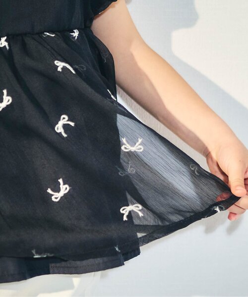 apres les cours（アプレレクール）の「シアーリボン刺繍チュニック（チュニック・キッズ・ブラック/アイボリー・140/130/120/110/100/90/80）」の10枚目の写真