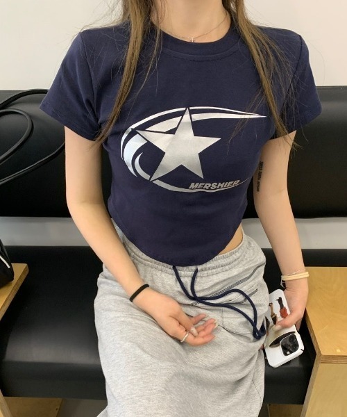 SHEENA（シーナ）の「メタルスタープリントショート丈Ｔシャツ（Tシャツ/カットソー・レディース・ブラック/ネイビー・M）」の15枚目の写真